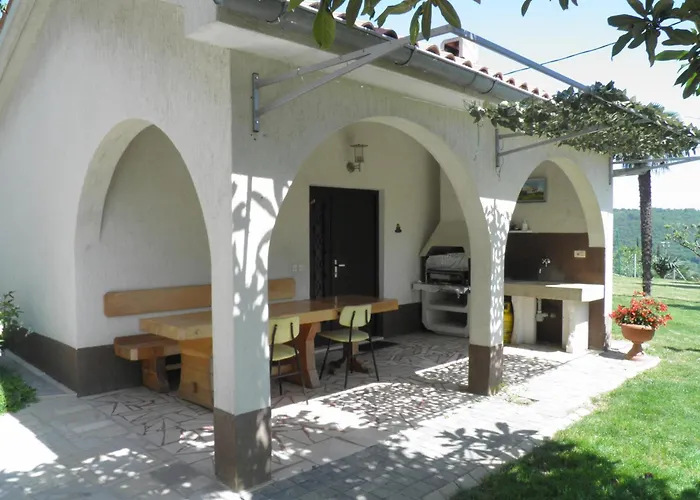 Apartments Cipresa